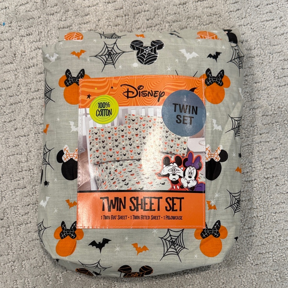 Disney Halloween Mickey & Minnie Sheet Set in Gray, Orange & Black